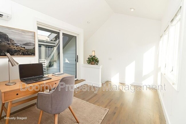 Building Photo - 1522 Adams St