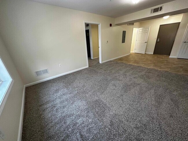 Building Photo - 100 Sentinel Court