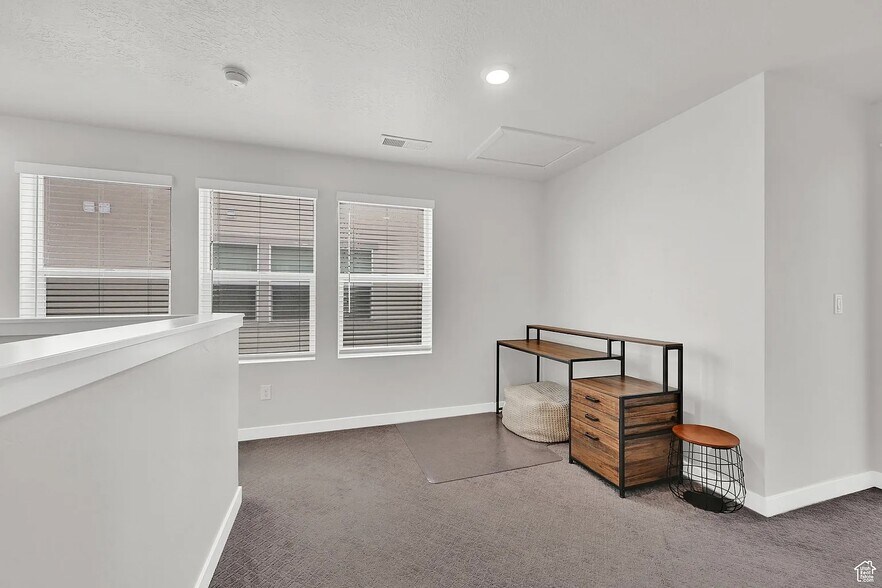 Building Photo - 791 W 2150 N