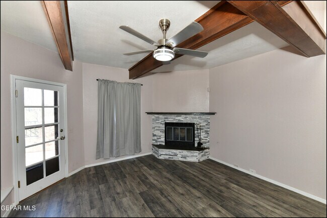 Building Photo - 3212 Canyon Point Ln