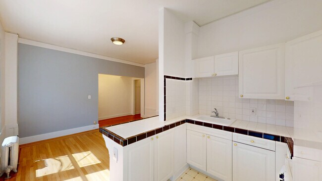 Building Photo - 1408 California St