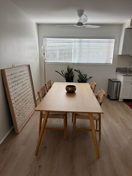 Building Photo - 1322 Amethyst St