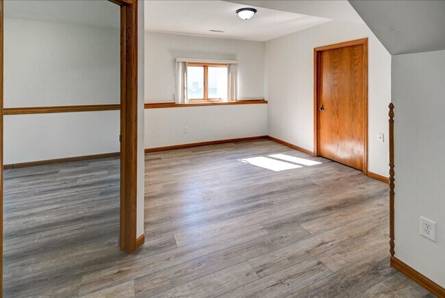 Building Photo - 309 Trail Side Dr