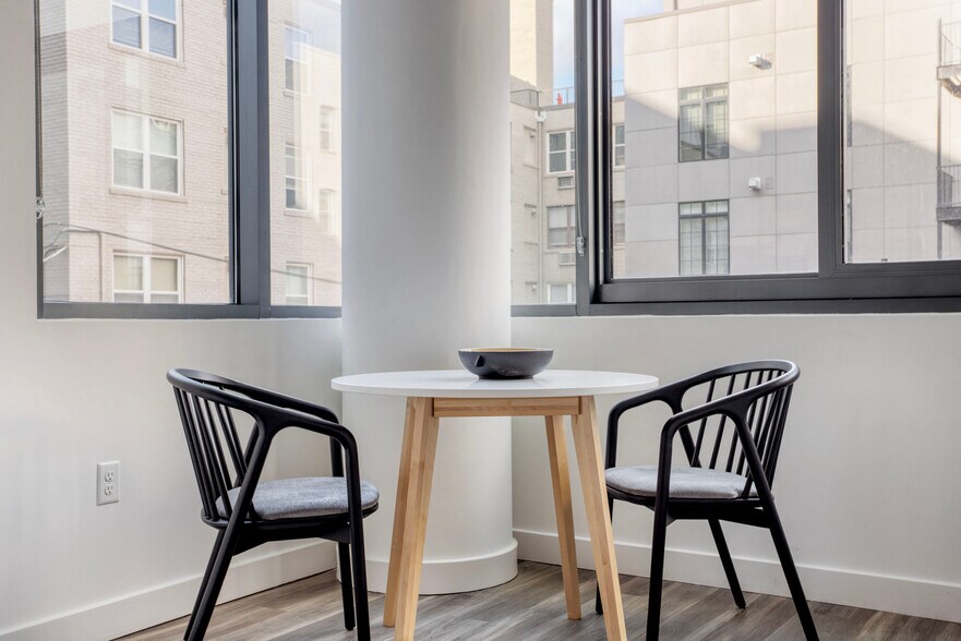 Building Photo - 1255 22nd St NW