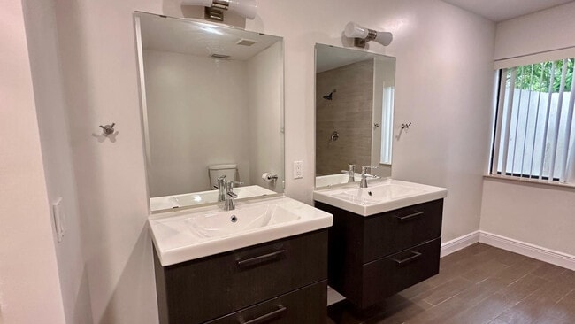 Building Photo - 13005 SW 119th Terrace