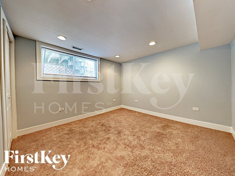 Building Photo - 5434 Georgetown Dr