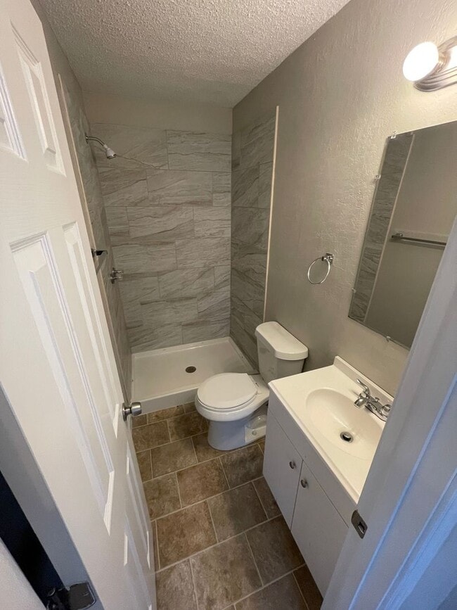 Building Photo - Coming Soon! Independence Home 3 Beds 2 Ba...