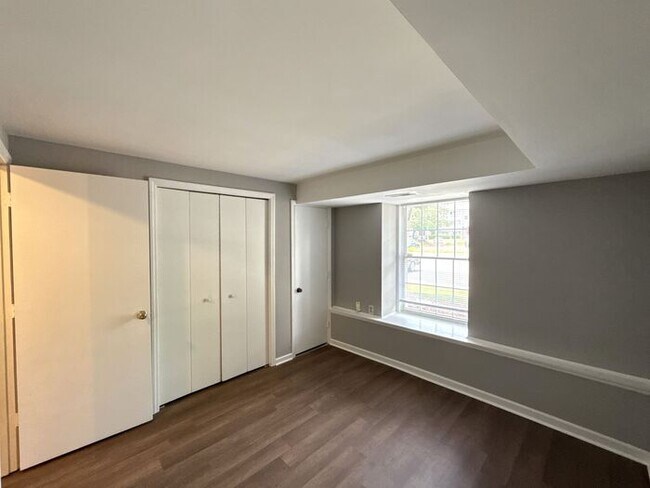 Building Photo - University - T.R. Lawing Realty Property