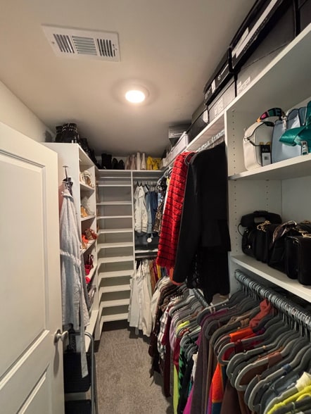 Building Photo - 2402 Fitts Dr