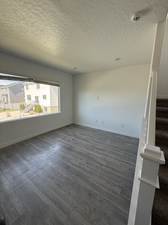 Building Photo - 838 S Criddle Rd