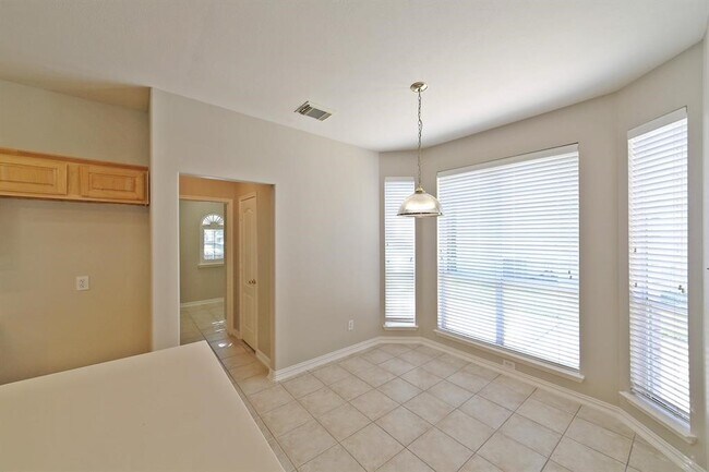 Building Photo - 407 Groveton Ridge Ln
