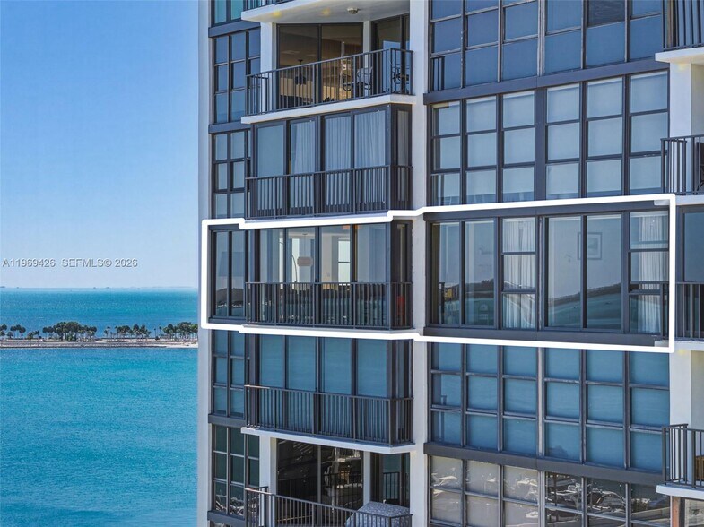 Building Photo - 1915 Brickell Ave