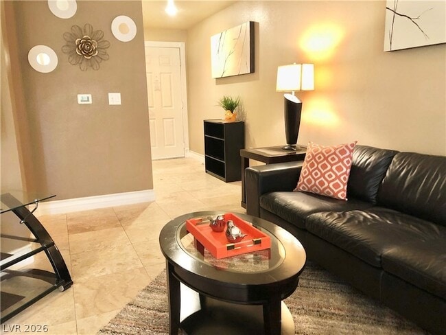 Building Photo - 270 E Flamingo Rd