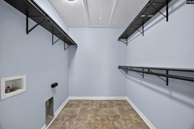 Building Photo - 116 Waverly Point Dr