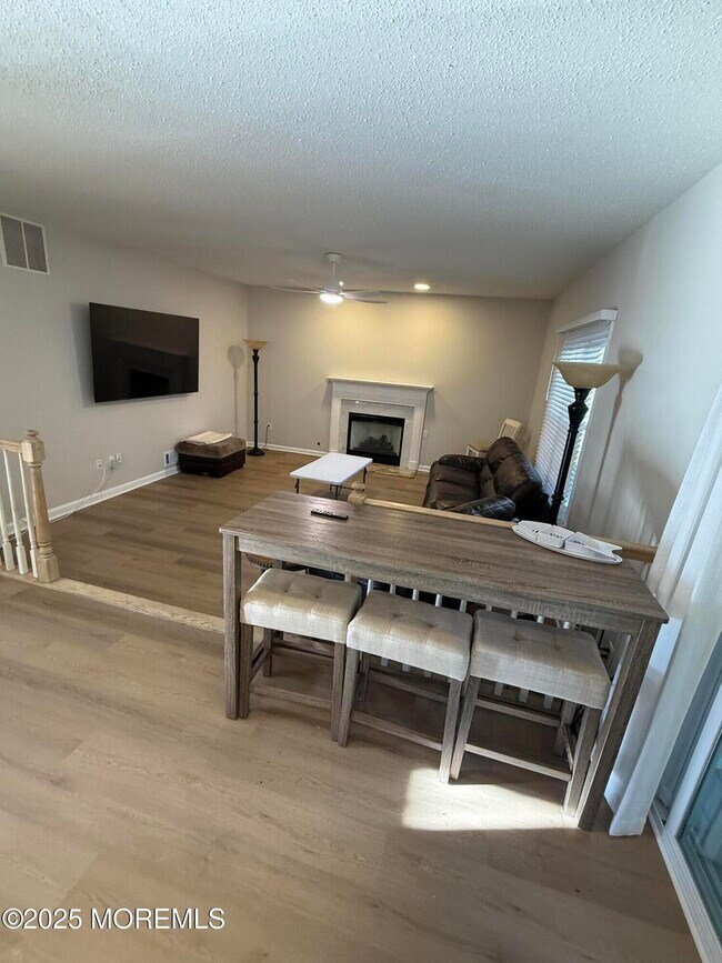 Building Photo - 90 Atlantis Ave