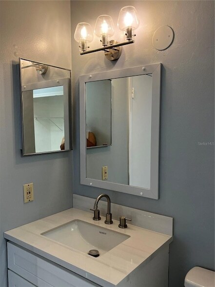 Building Photo - 537 Sun Ridge Pl