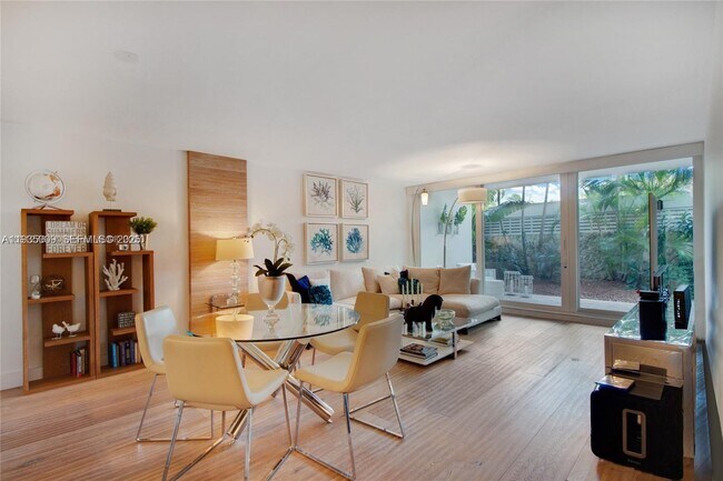 Building Photo - 155 Ocean Ln Dr