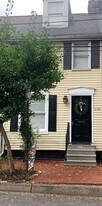 Building Photo - 110 Nagle St