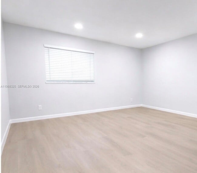 Building Photo - 1332 NW 7th Pl