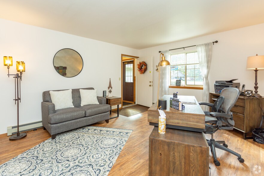 Countryview North Apartments 13321 Terri Lyn Ln Holland MI 49424