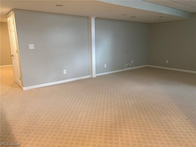 Building Photo - 4708 Quincy Dr