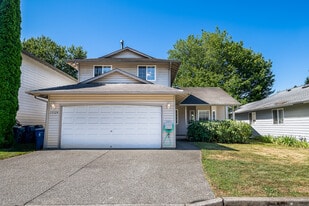 Building Photo - 15524 Chestnut Dr SE