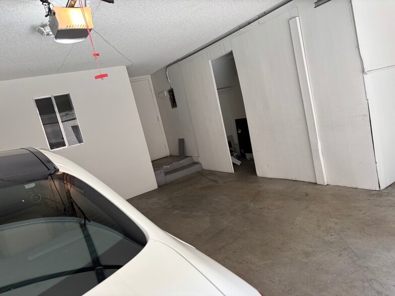 Building Photo - 7950 Via Latina