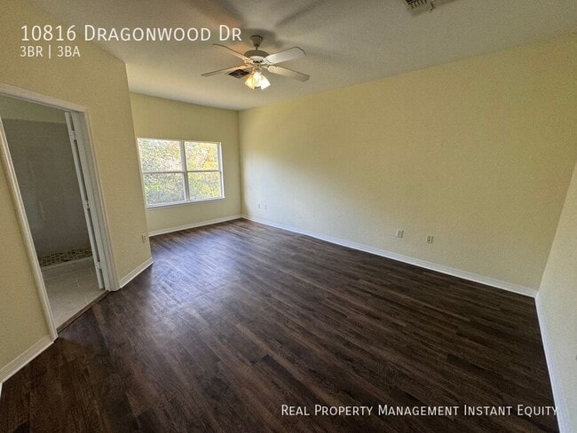 Building Photo - 10816 Dragonwood Dr