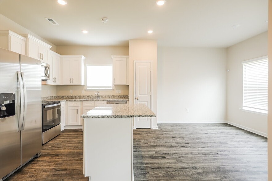 Building Photo - 4536 Morgan Dr
