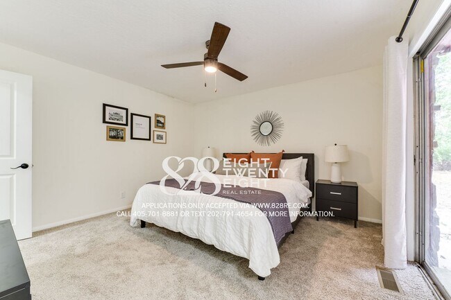 Building Photo - Talk About Unique! Must See 4 Bed/2 Bath S...