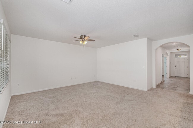 Building Photo - 899 Forest Trace Cir