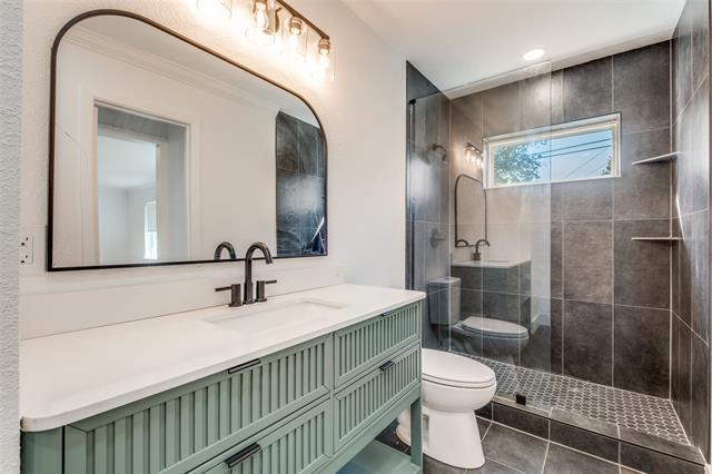 Building Photo - 7236 Wake Forrest Dr