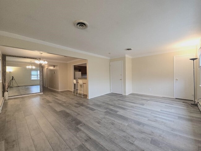 Building Photo - 1000 Avenue C