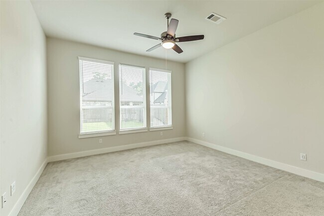 Building Photo - 9243 Trimble Lndg Dr
