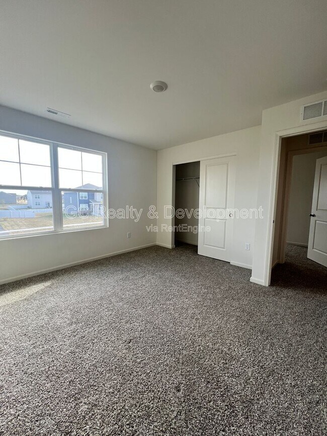 Building Photo - 3233 Lehman Crossing
