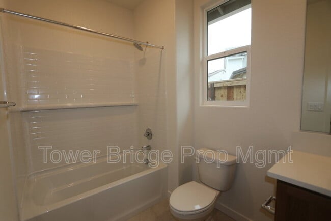 Building Photo - 4249 Privas Wy