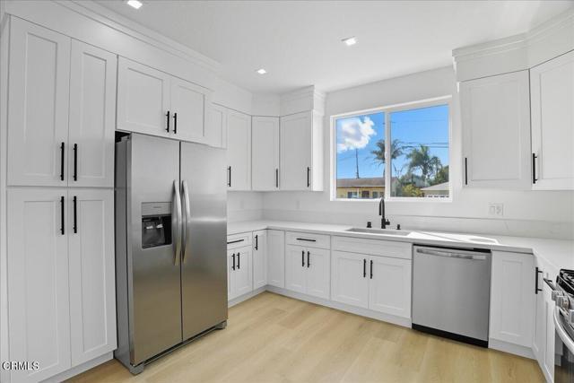 Building Photo - 1901 Ocean Ave