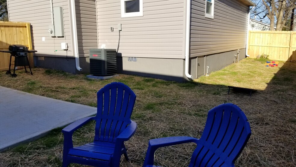 Backyard - 2 Bigby St