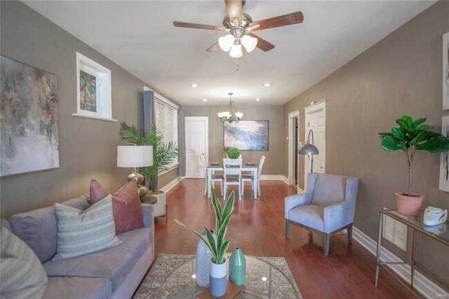 Building Photo - Fantastic 2bd/1ba home! Let yourself in!