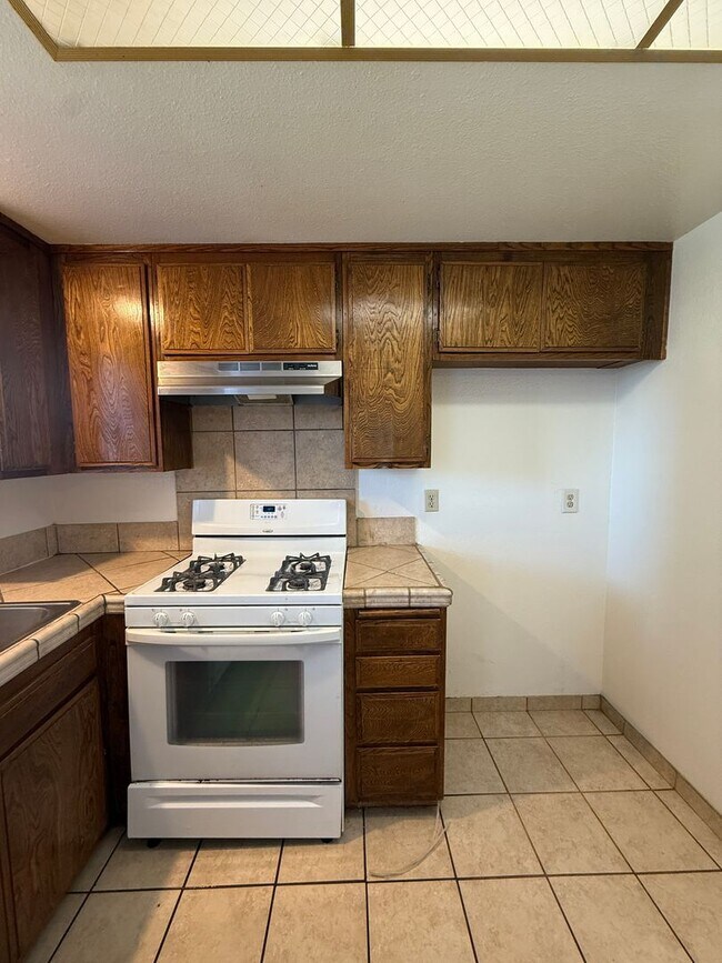 Building Photo - Large Two Story Condo with Two Car Detache...