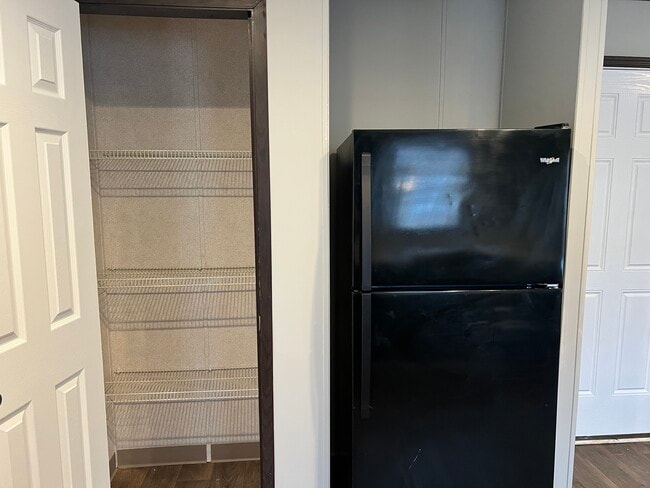 Building Photo - 3519 Loveside Terrace