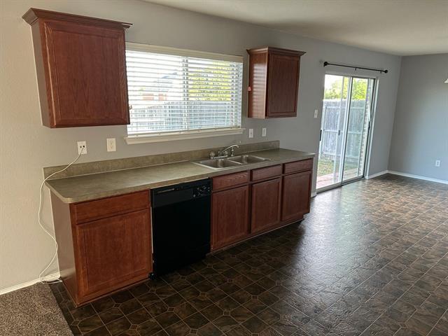Building Photo - 10773 Braemoor Dr