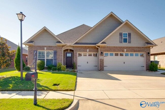 Building Photo - 7206 Lathan Dr SE