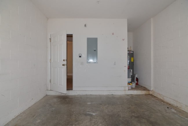 Building Photo - 5460 Caramella Dr