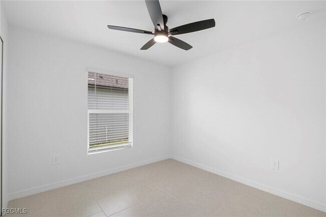 Building Photo - 4087 lattuna Ln