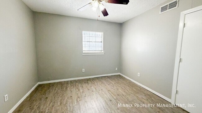 Building Photo - 2123 18th St