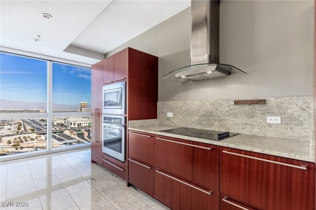 Building Photo - 4471 Dean Martin Dr