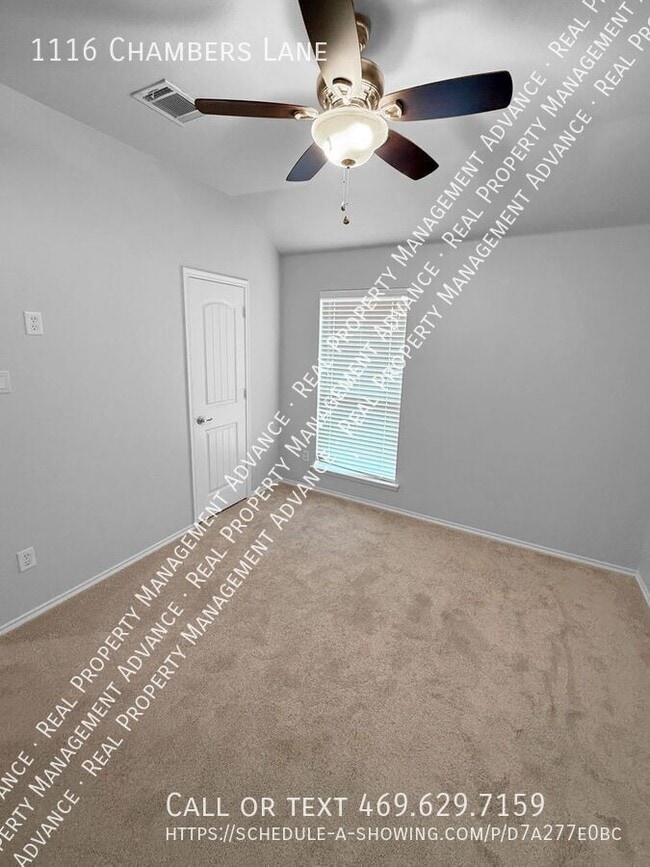 Building Photo - 1116 Chambers Ln