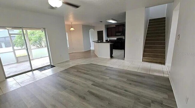 Building Photo - 460 Nadeau Way