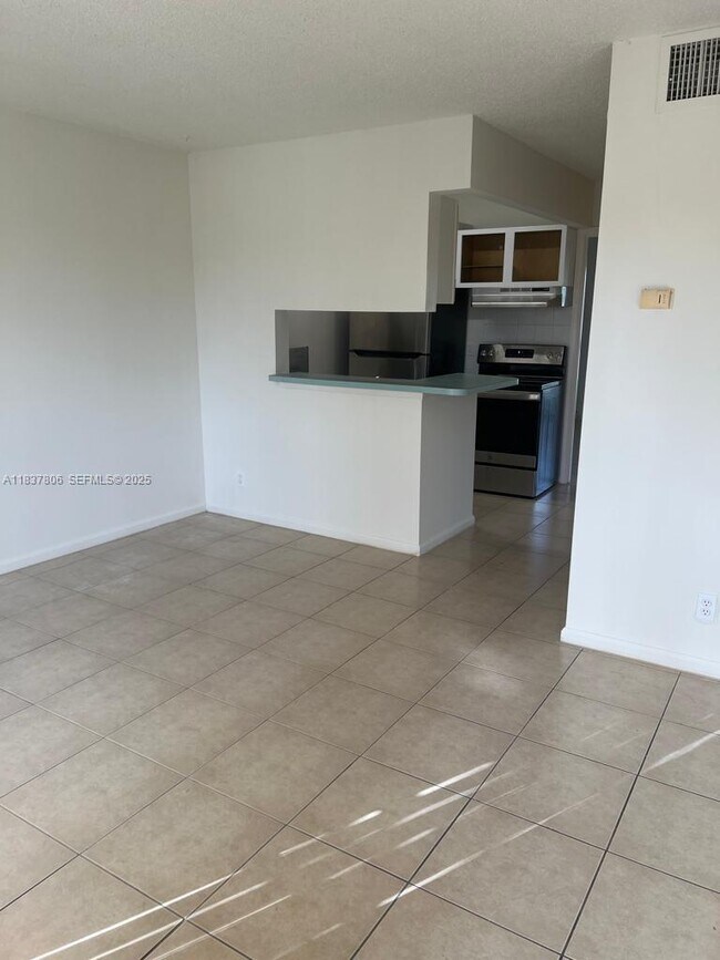 Building Photo - 1500 N Congress Ave